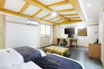 Hotel Butler Suwon Exterior photo